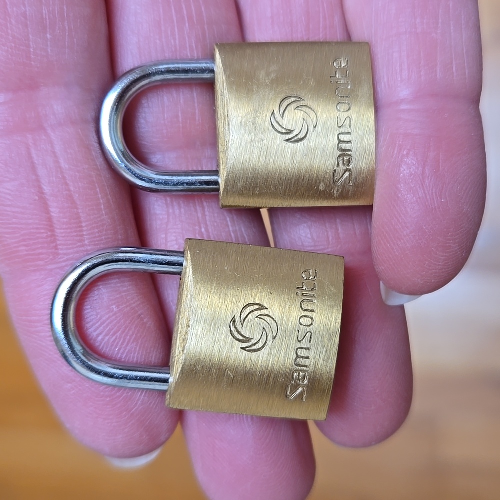 SAMSONITE Mini Padlocks with Keys - Picture 6 of 6